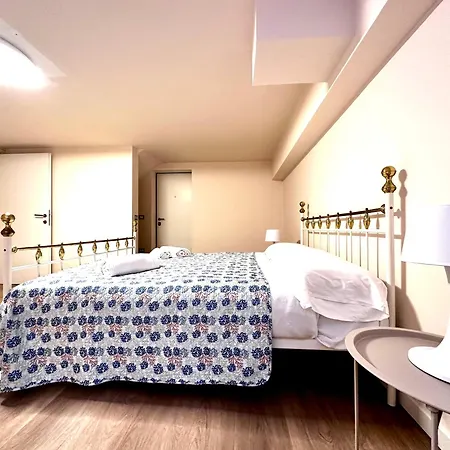 Garden Apartment *